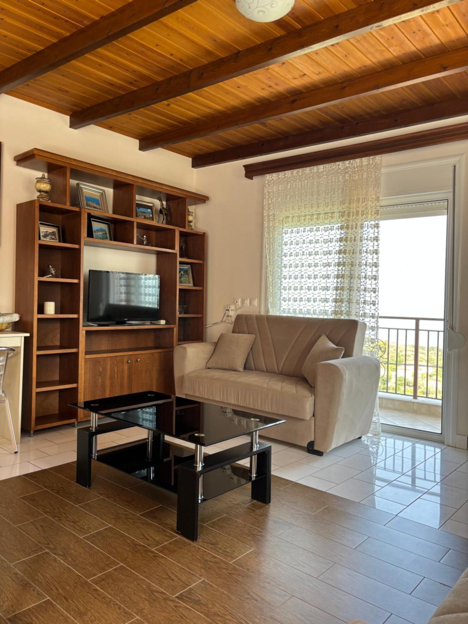-Tsiakos Apartment- In Vryses Kyparissia Exterior photo
